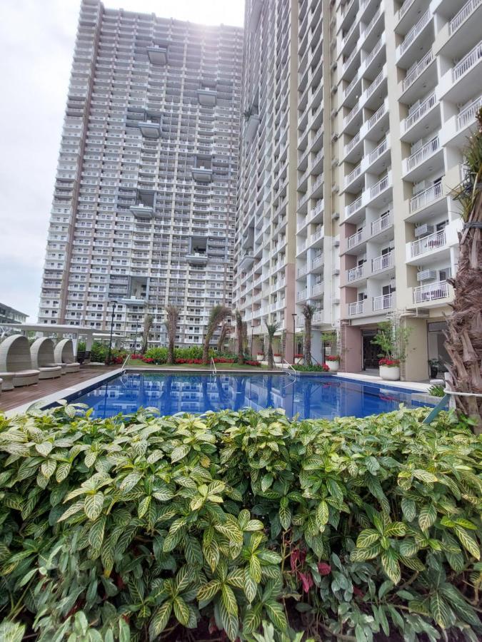 Infina Towers Project 4 Aurora Boulevard Quezon City มะนิลา ภายนอก รูปภาพ